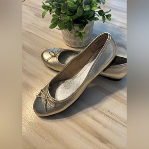 David Tate Leather golden ballet flats